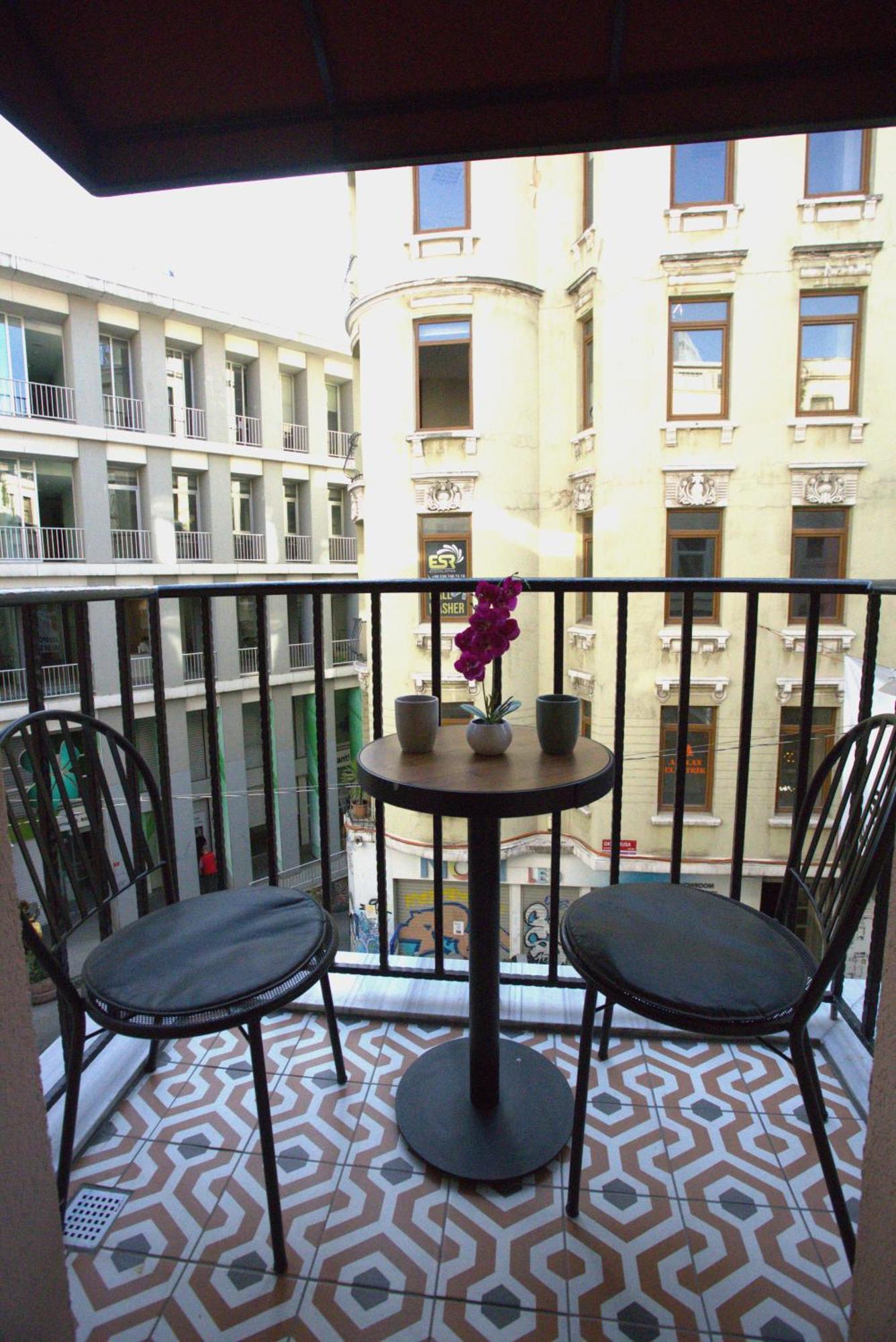 The Aramis Galata Hotel Истанбул Екстериор снимка